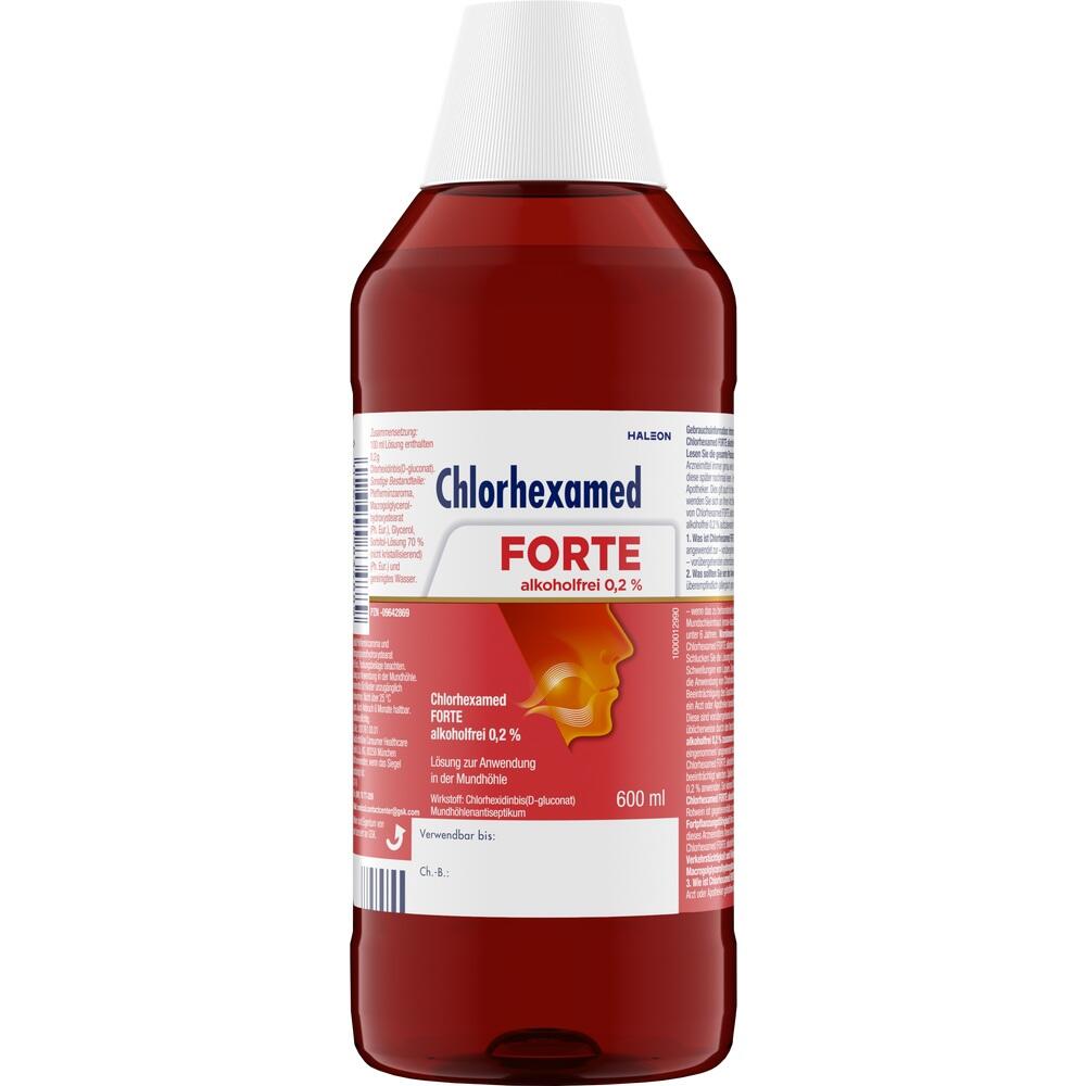 Rote Flasche mit Mundspülung, auf der "Chlorhexamed Forte alkoholfrei" steht.